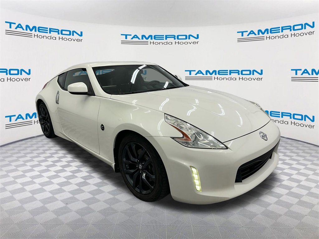 Used 2016 Nissan 370Z Coupe image 7