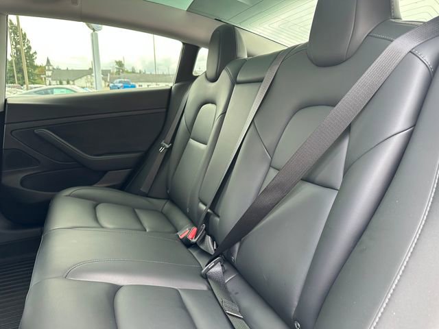 Used 2020 Tesla Model 3 Standard Range Plus RWD image 19