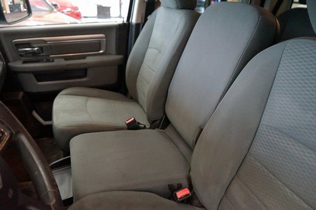 Used 2013 RAM 1500 Classic SLT w/ Premium Display Pkg image 23