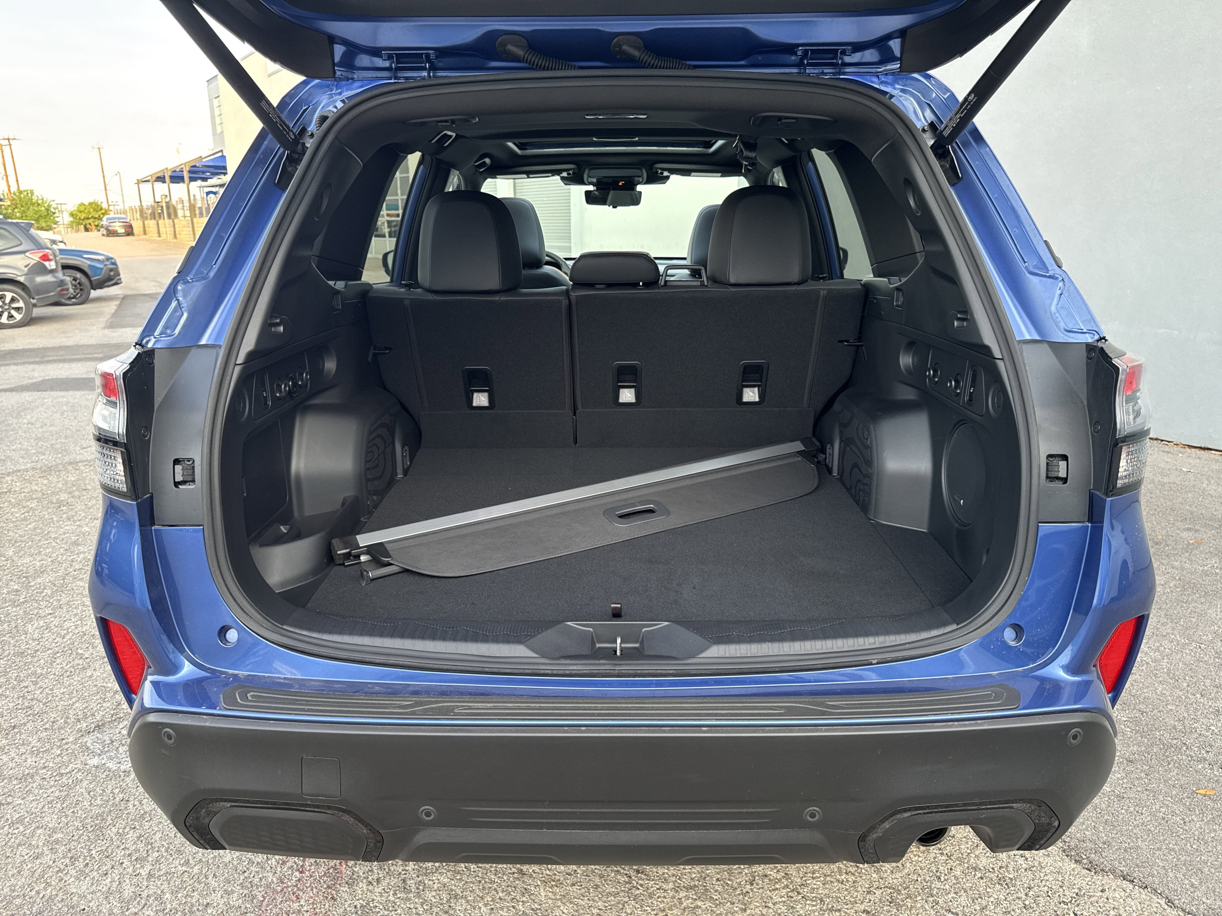 Certified 2025 Subaru Forester Touring w/ Touring Package AWD/4WD image 30