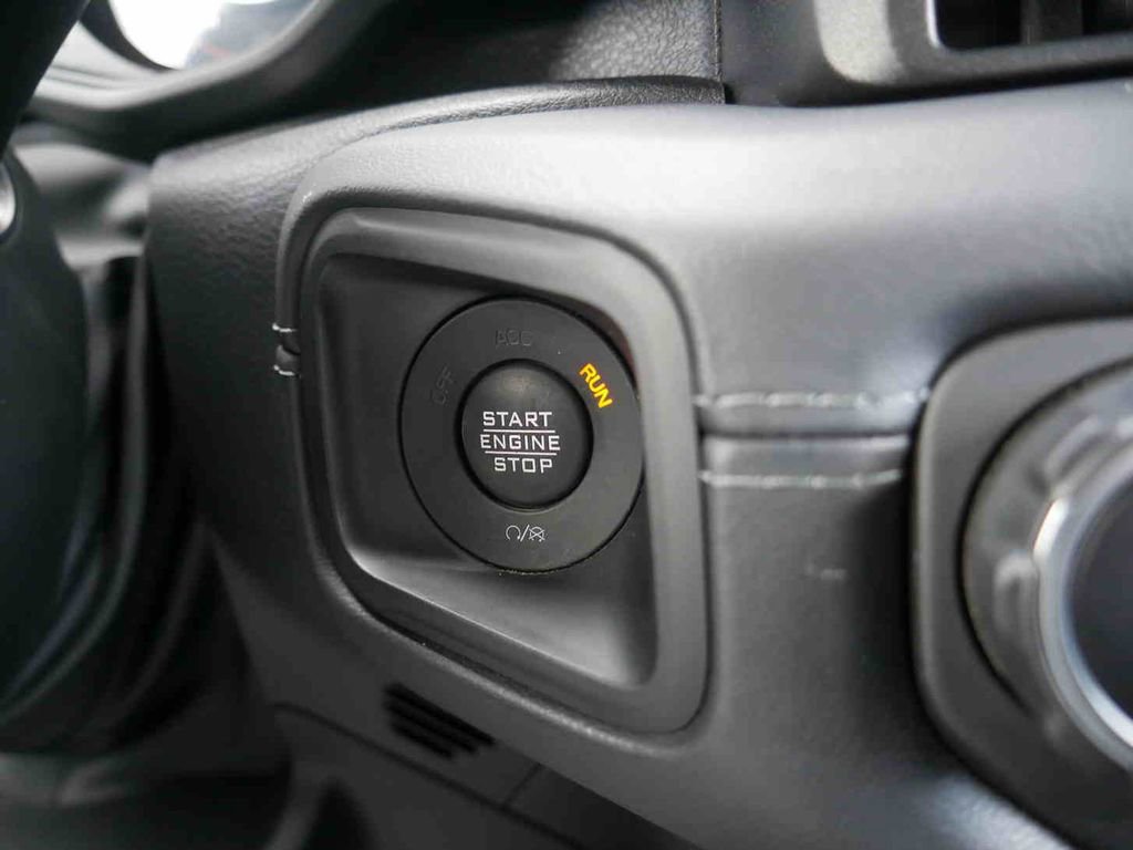 Certified 2024 Jeep Wrangler Unlimited Sahara AWD/4WD image 29