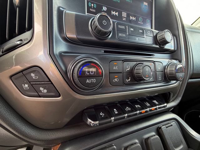 Used 2018 Chevrolet Silverado 2500 High Country w/ Duramax Plus Package AWD/4WD image 27