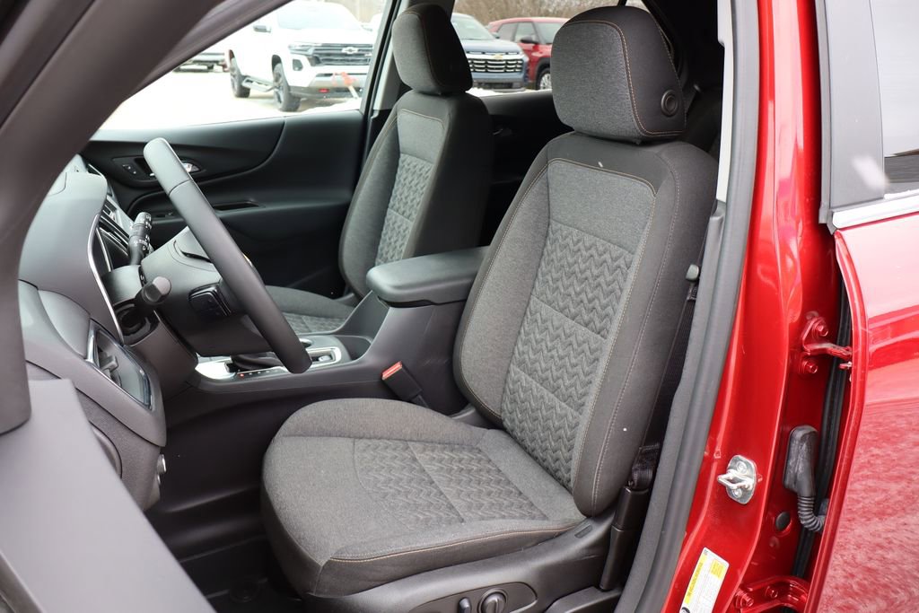 Used 2024 Chevrolet Equinox LT w/ LPO, Floor Liner Package image 9