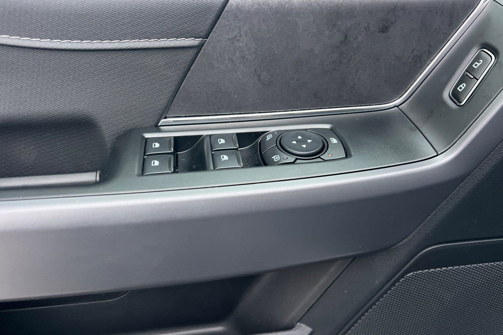 New 2026 Ford F150 XLT w/ XLT Chrome Appearance Package image 9