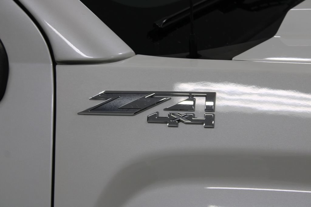 Used 2018 GMC Sierra 1500 SLT AWD/4WD image 12