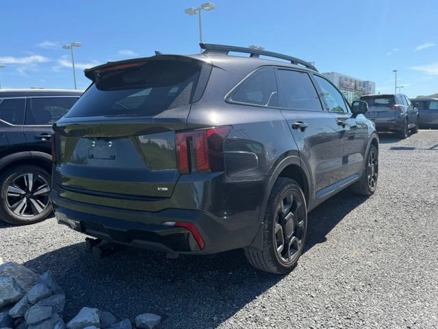 Used 2026 Kia Sorento SX AWD/4WD image 2