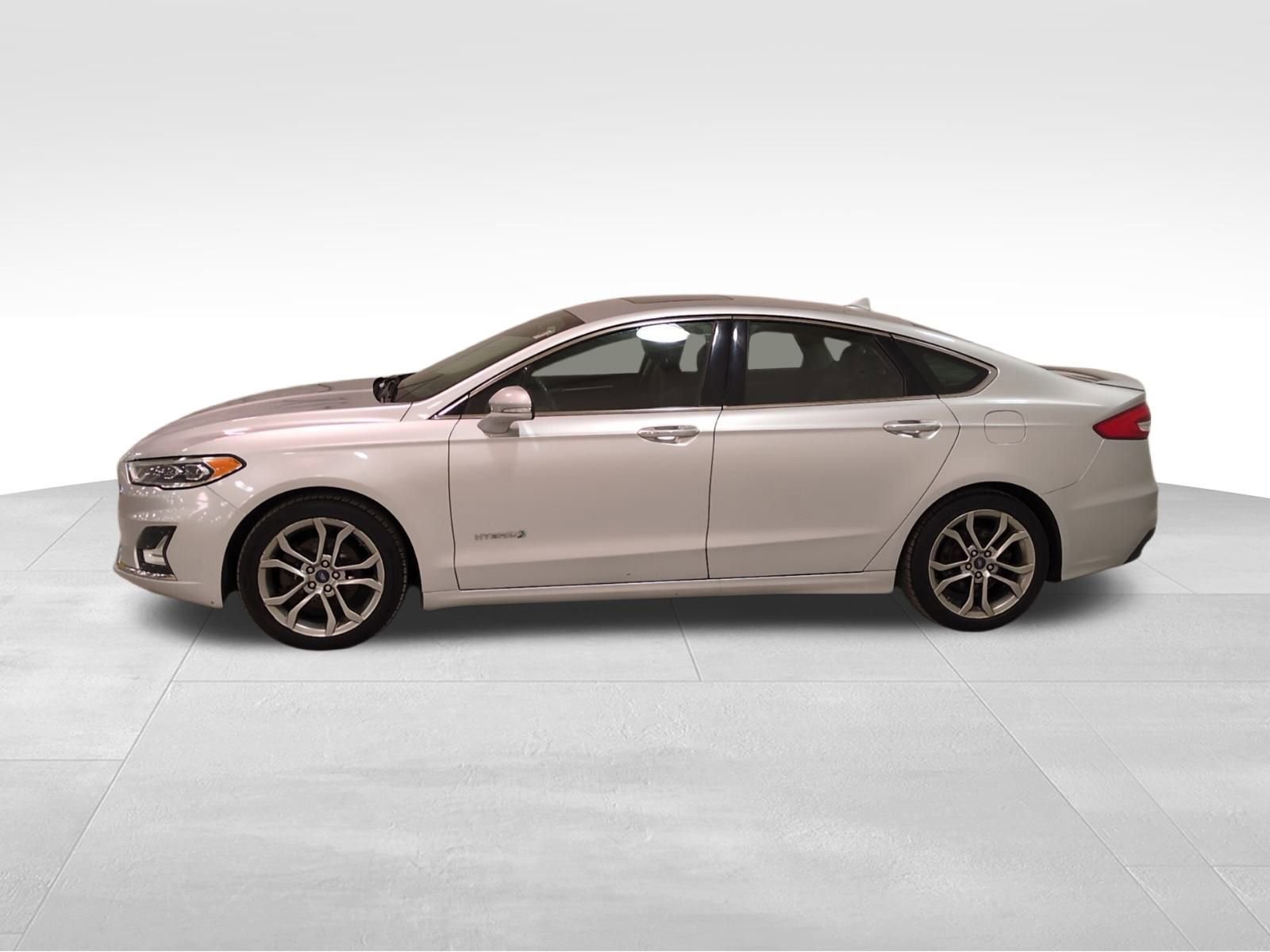 Used 2019 Ford Fusion Titanium image 7
