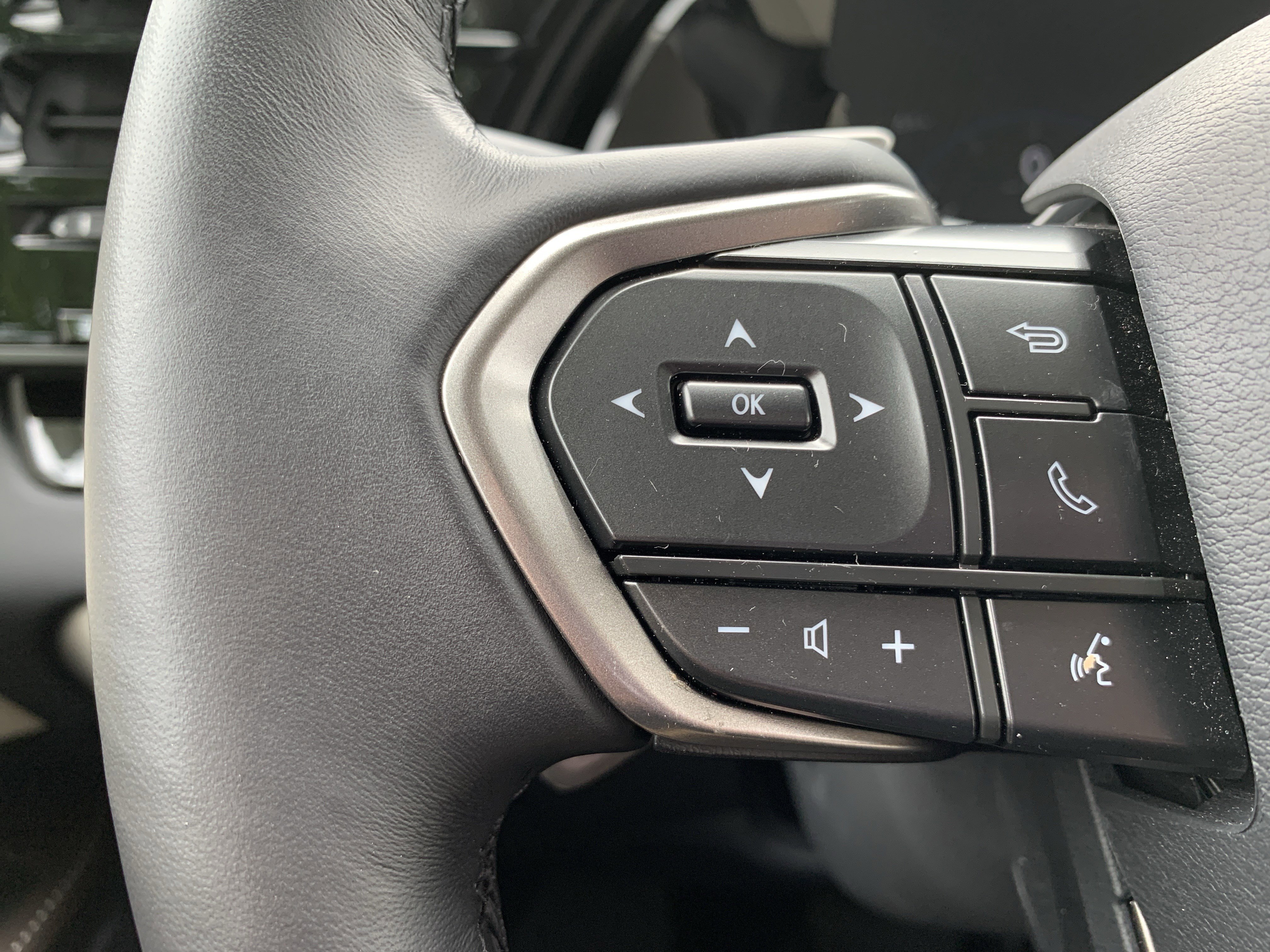Used 2025 Lexus RX 350 Premium Plus w/ Accessory Package (Z1) FWD image 19