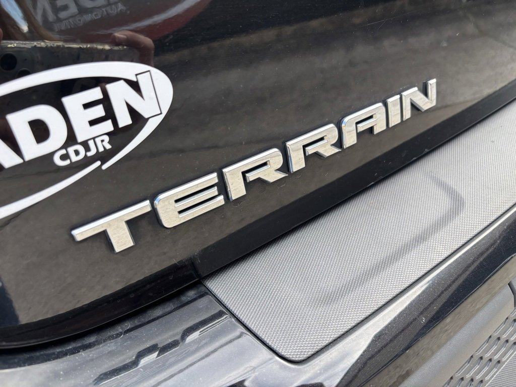 Used 2017 GMC Terrain SLE image 9