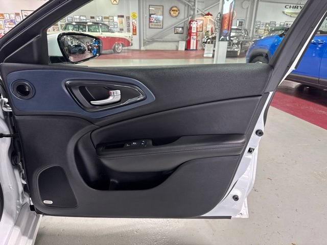 Used 2015 Chrysler 200 S w/ Navigation & Sound Group I AWD/4WD image 43