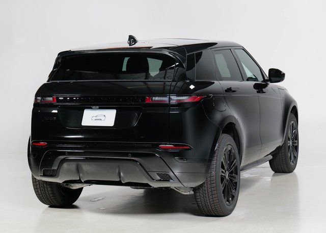 New 2025 Land Rover Range Rover Evoque Dynamic SE image 2