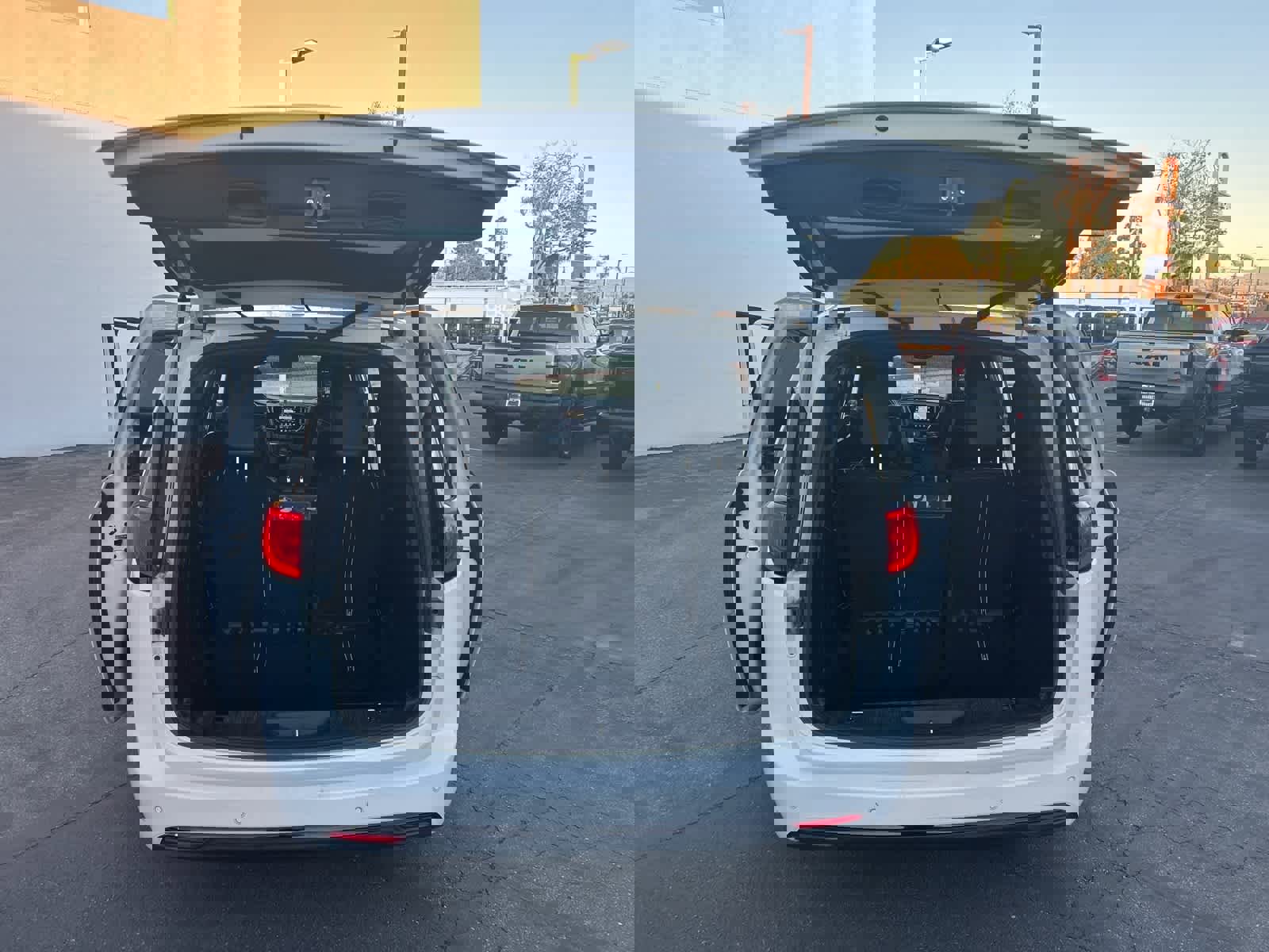 Used 2020 Chrysler Pacifica Limited w/ Advanced Safetytec Group image 30