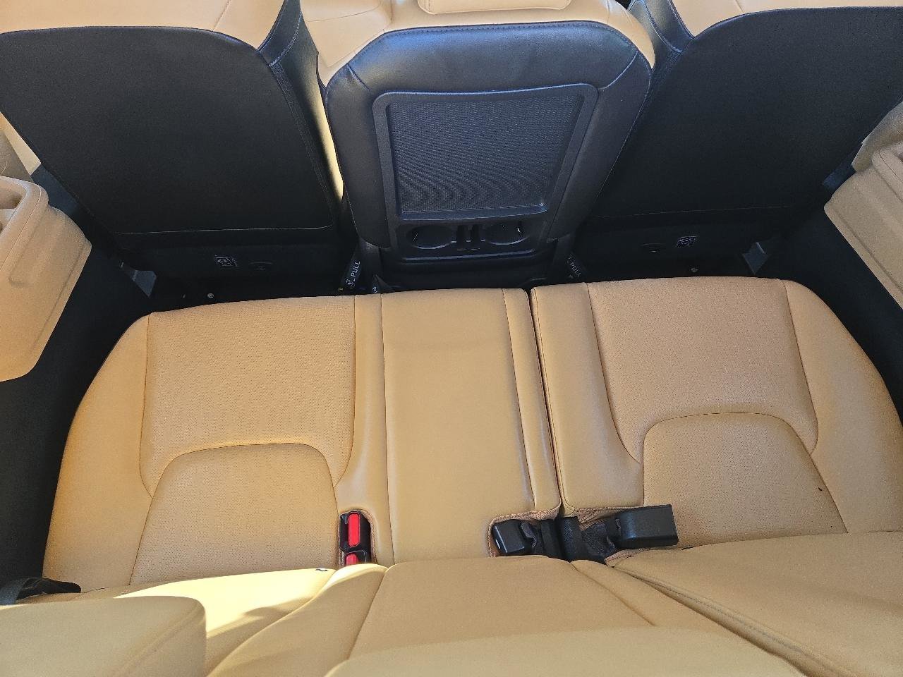 Used 2022 Kia Carnival EX FWD image 13