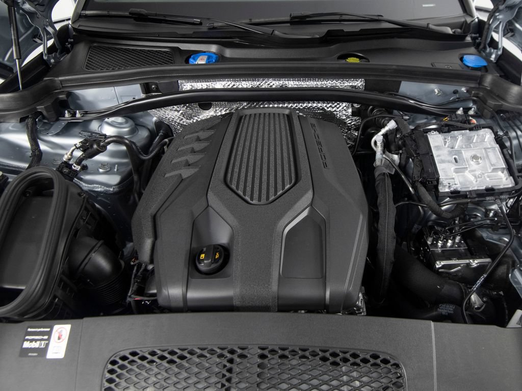 New 2026 Porsche Macan AWD/4WD image 47