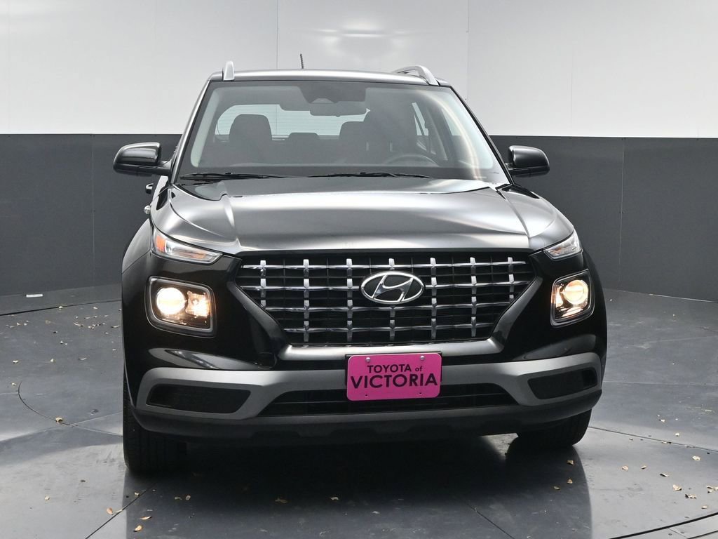 Used 2025 Hyundai Venue SEL image 19