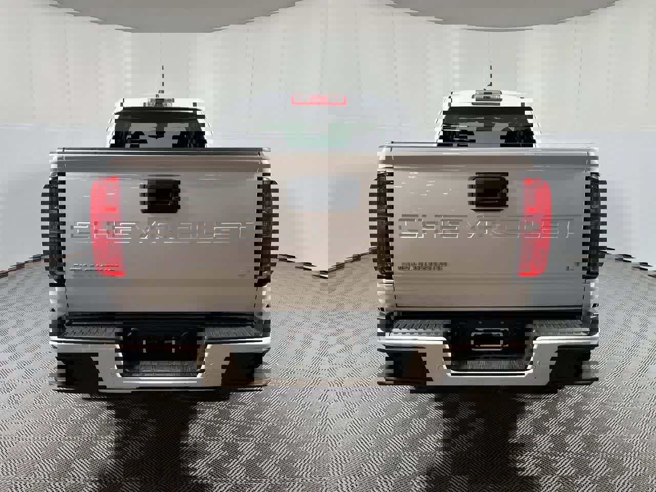 Used 2021 Chevrolet Colorado LT w/ Fleet Safety Package image 7