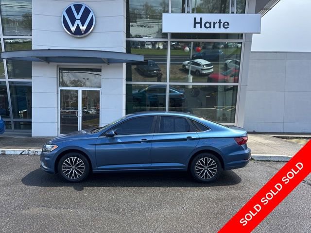 Certified 2021 Volkswagen Jetta R-Line FWD image 1