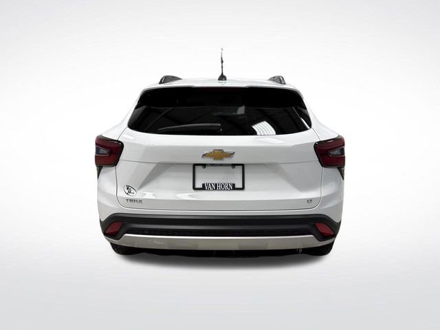Used 2024 Chevrolet Trax LT w/ Driver Confidence Package image 12