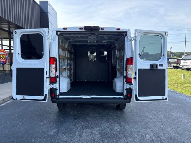 Used 2025 RAM ProMaster 2500 w/ U-Haul Equipment Group FWD image 24