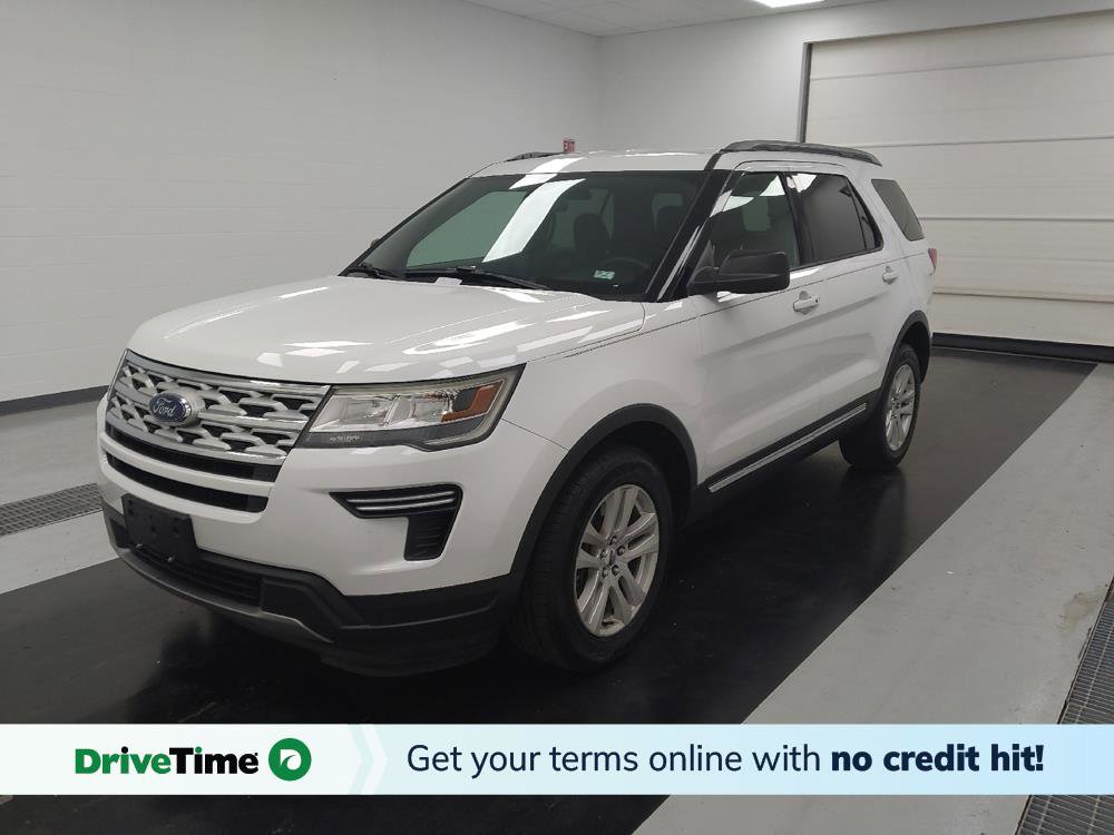Used 2019 Ford Explorer XLT image 1