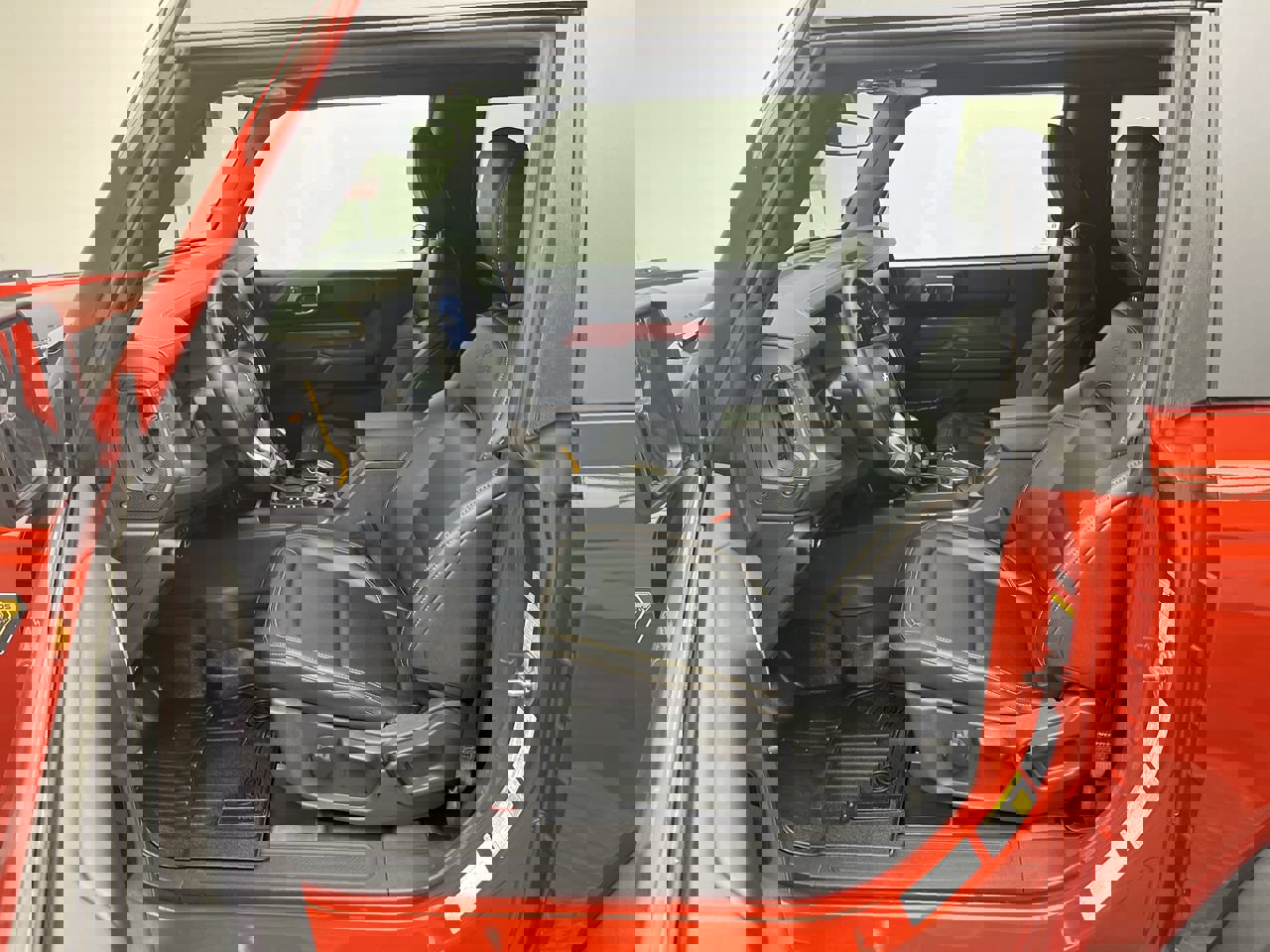 Certified 2024 Ford Bronco Badlands image 3