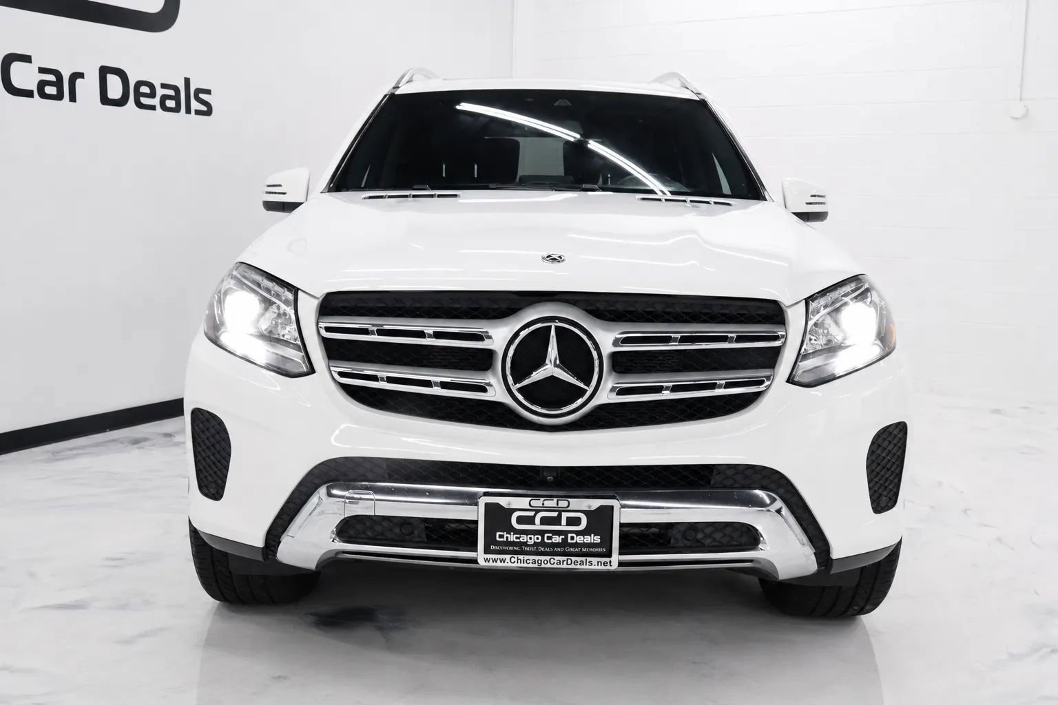 Used 2017 Mercedes-Benz GLS 450 4MATIC w/ Premium Package image 3