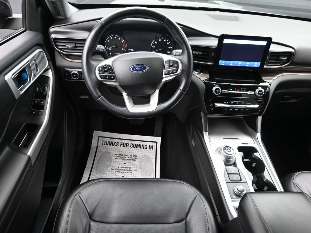 Used 2023 Ford Explorer Limited AWD/4WD image 15