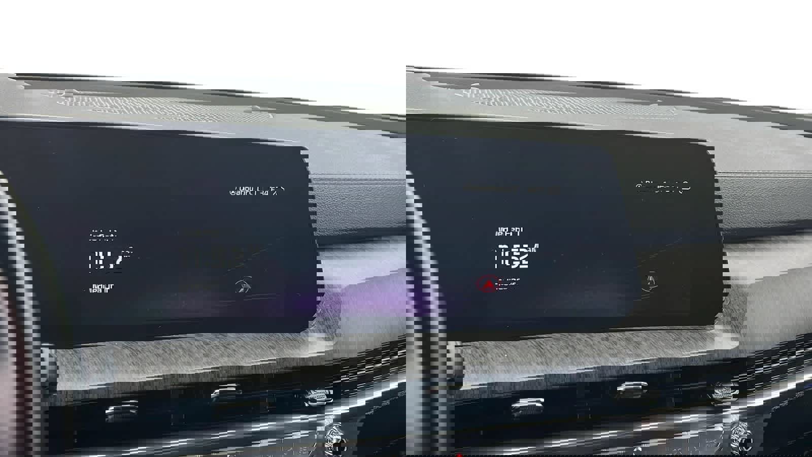 Used 2024 Kia Telluride SX Prestige w/ Towing Package image 16