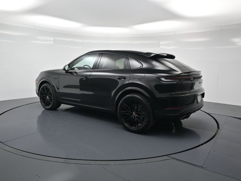New 2026 Porsche Cayenne E-Hybrid Coupe image 3