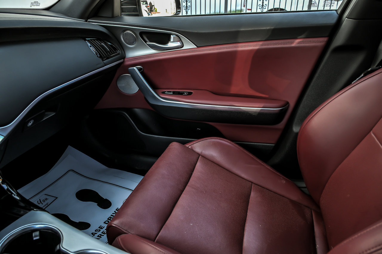 Used 2020 Kia Stinger GT1 AWD/4WD image 46