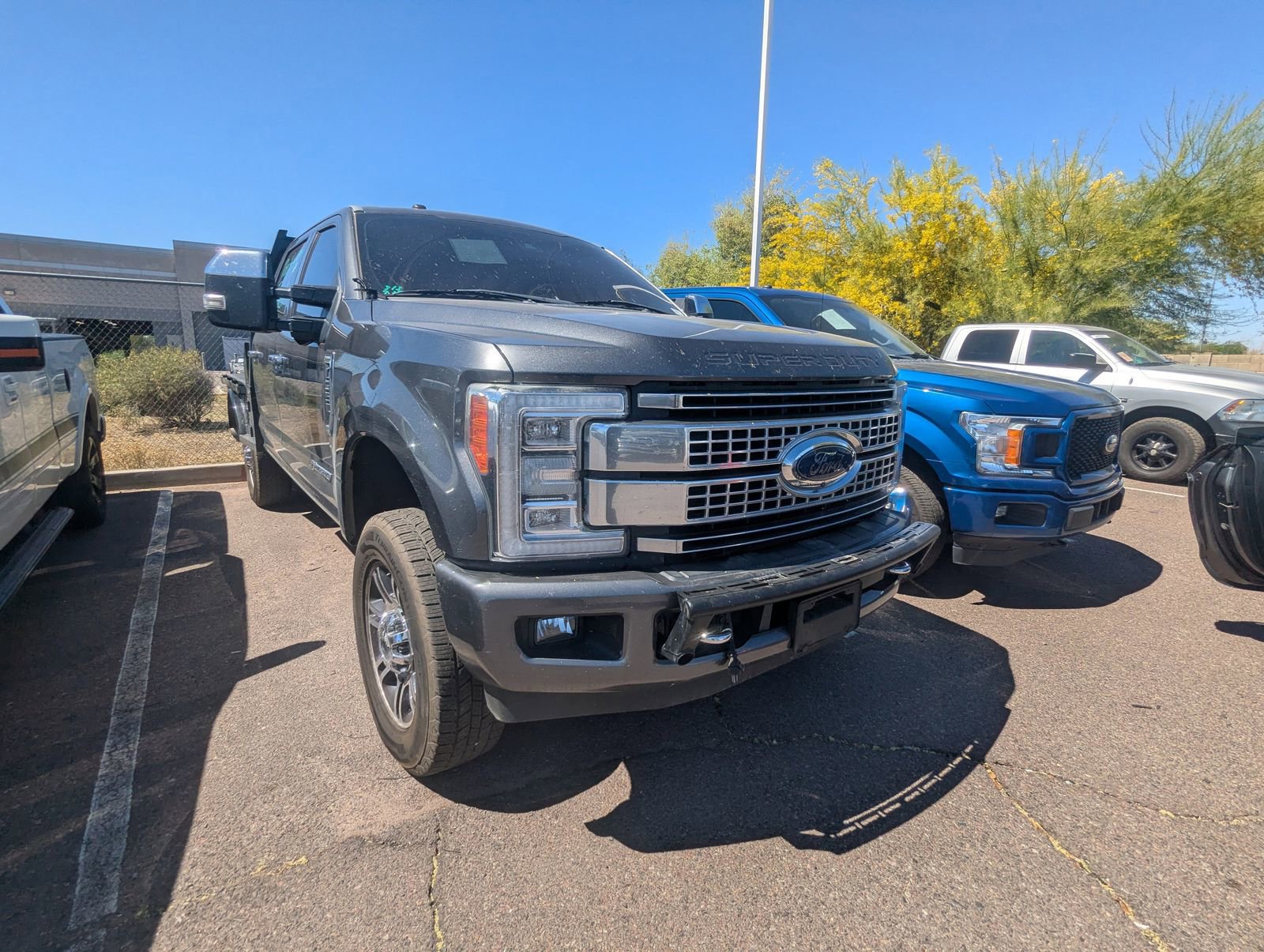 Used 2017 Ford F350 Platinum w/ Platinum Ultimate Package image 3