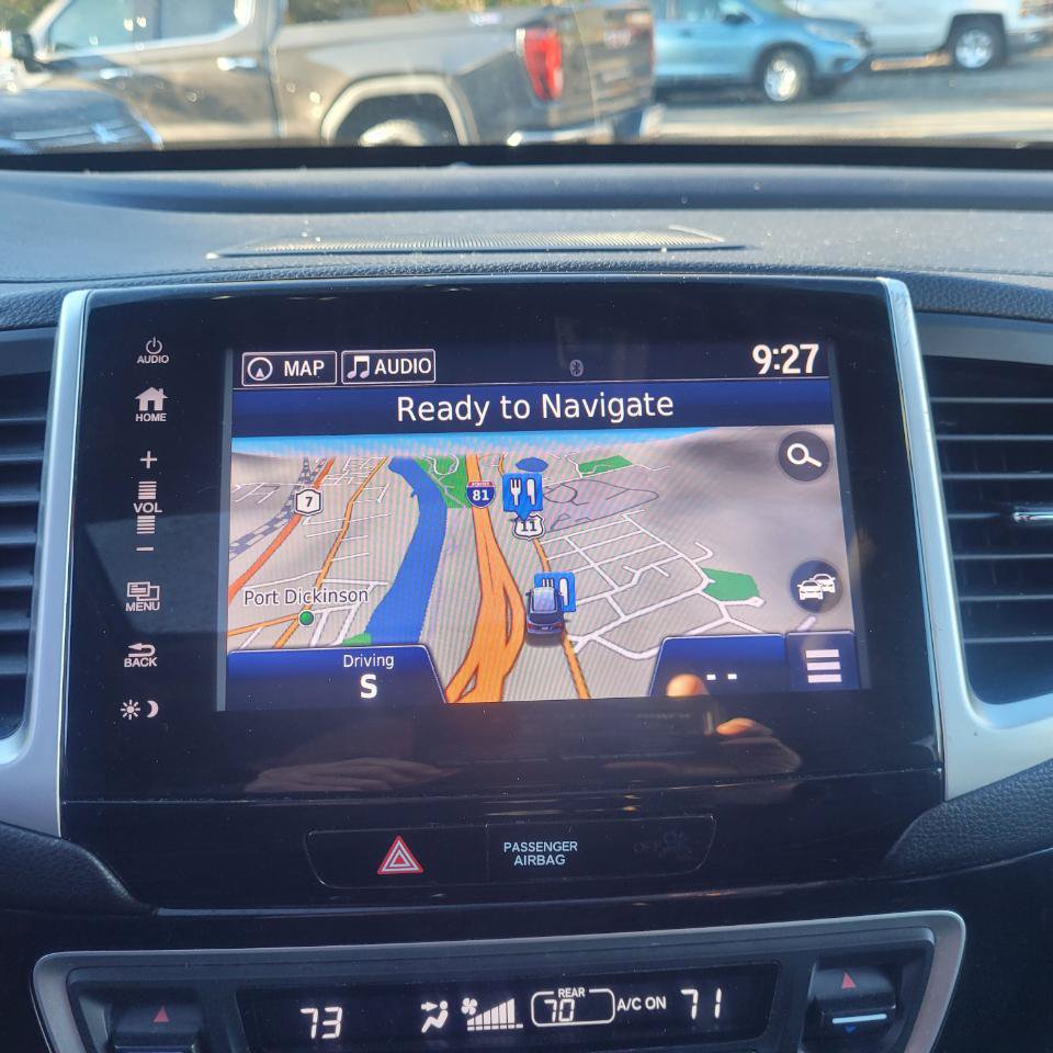 Used 2017 Honda Pilot Elite image 22