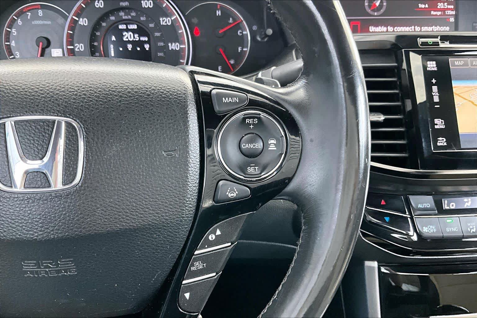 Used 2016 Honda Accord Touring image 25