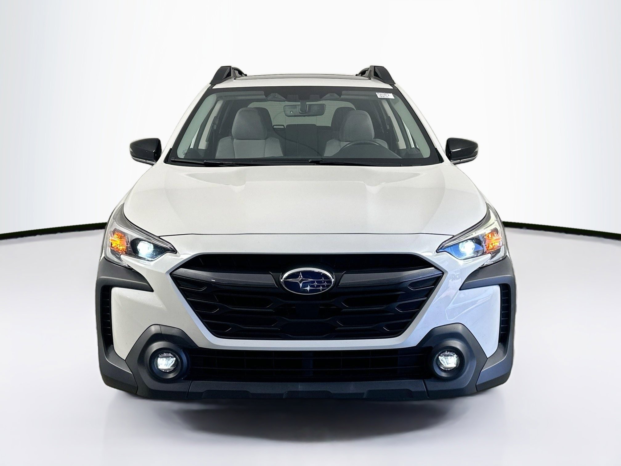 Used 2023 Subaru Outback Premium AWD/4WD image 2