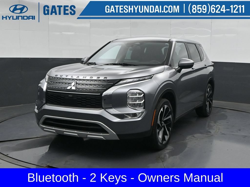 Used 2023 Mitsubishi Outlander SE FWD image 5