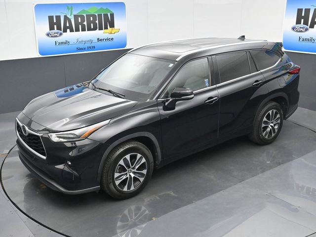 Used 2021 Toyota Highlander XLE image 26