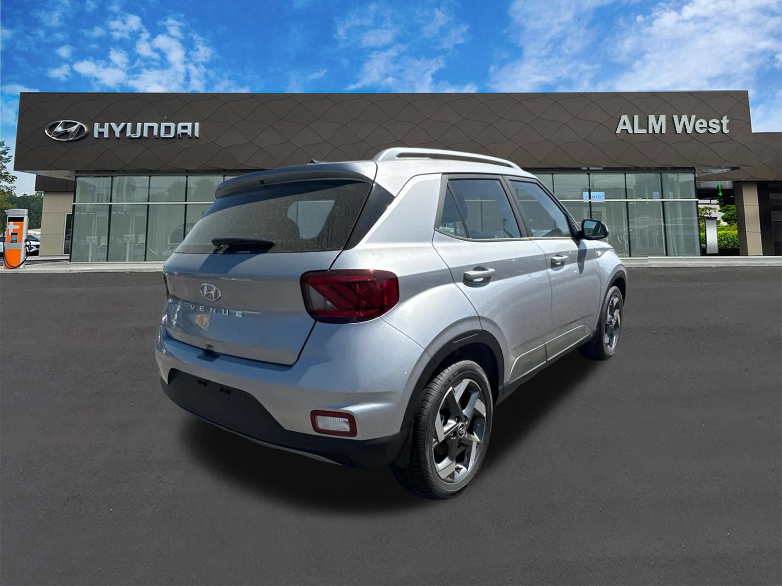 New 2026 Hyundai Venue SEL FWD image 6