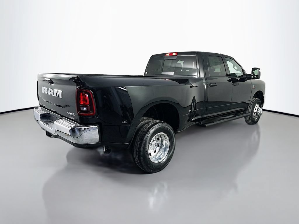 New 2026 RAM 3500 Tradesman AWD/4WD image 7