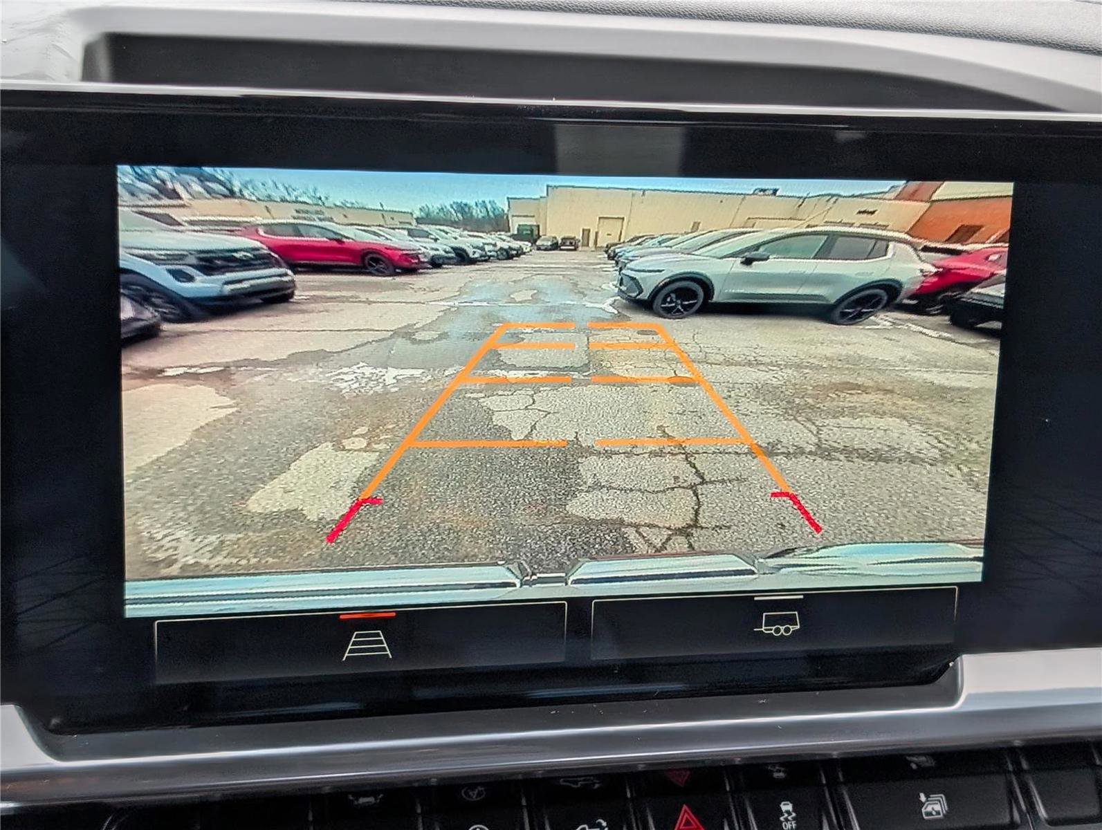 Used 2023 GMC Sierra 1500 Elevation image 29