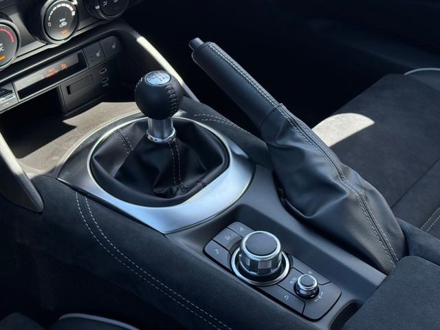New 2026 MAZDA MX-5 Miata RF Club RWD image 16