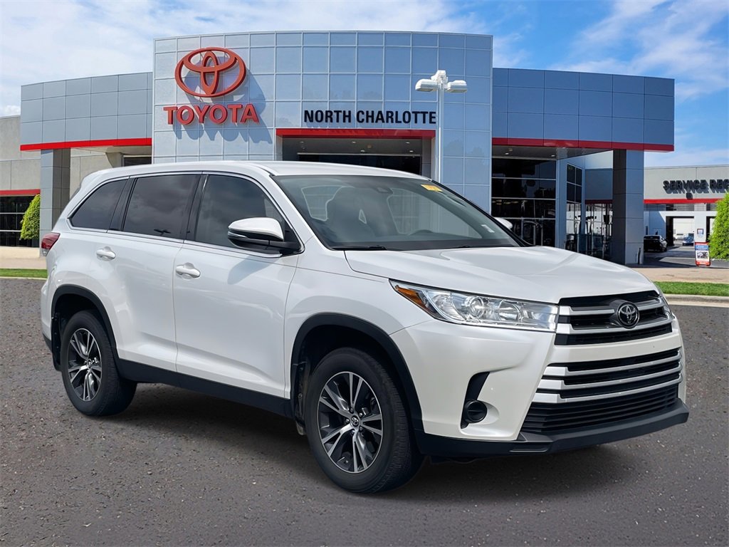 Used 2019 Toyota Highlander LE