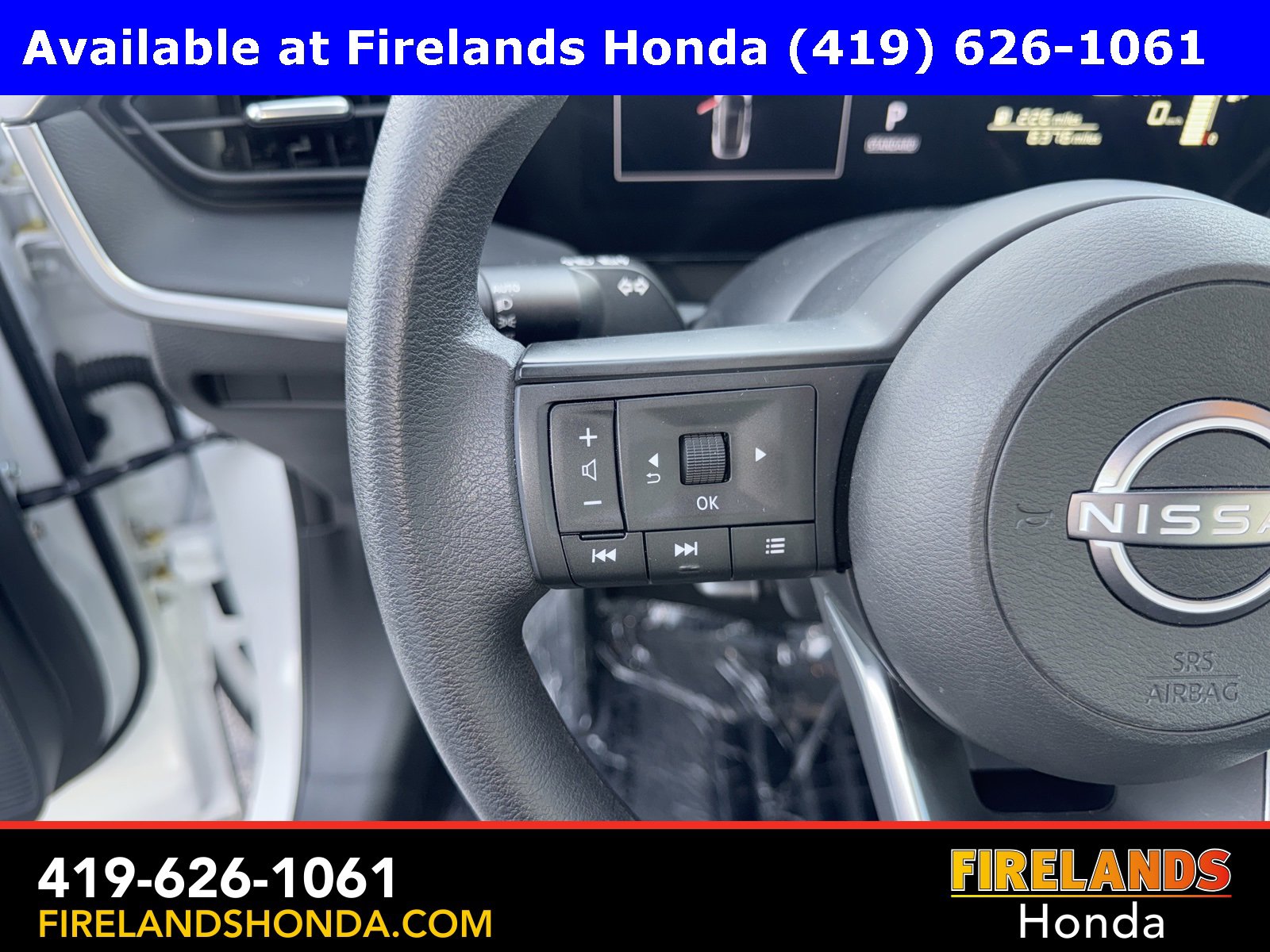 Used 2025 Nissan Kicks S image 15