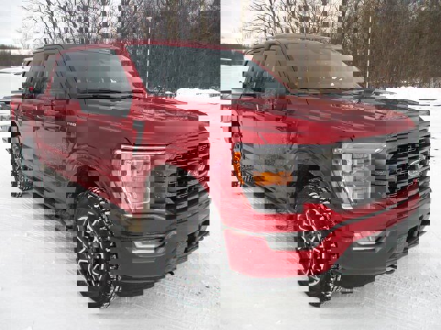 Certified 2022 Ford F150 XLT w/ Equipment Group 302A High image 3