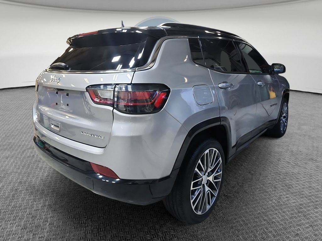Used 2023 Jeep Compass Limited AWD/4WD image 4