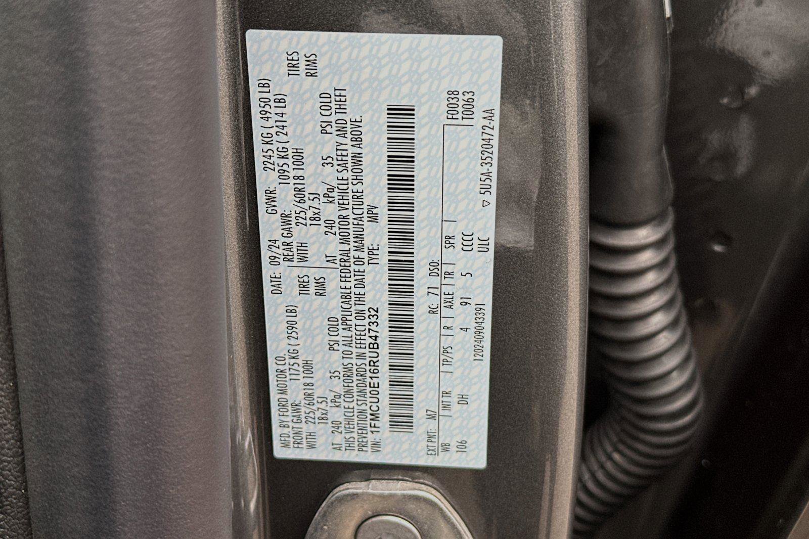 New 2024 Ford Escape PHEV w/ PHEV Premium Package image 24