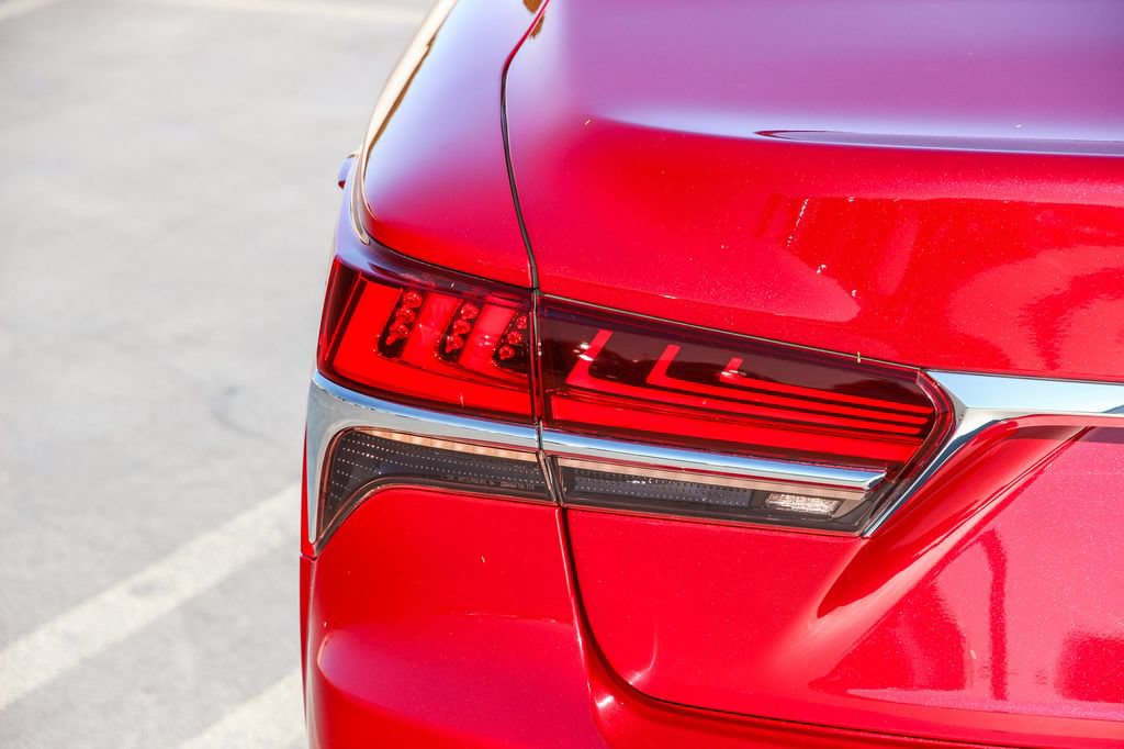 Used 2020 Lexus LS 500 w/ Accessory Package (Z1) RWD image 7