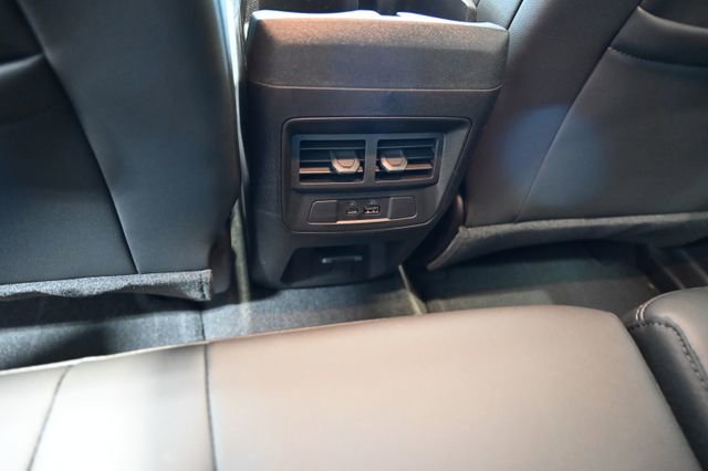 New 2026 GMC Canyon Elevation w/ Convenience Package AWD/4WD image 29