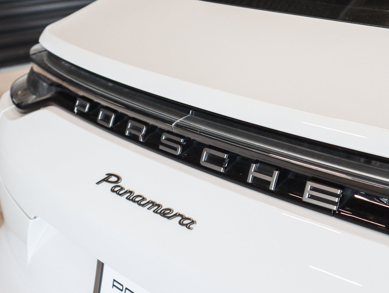 Certified 2023 Porsche Panamera Platinum Edition RWD image 32