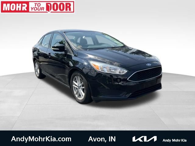 Used 2017 Ford Focus SE FWD image 1