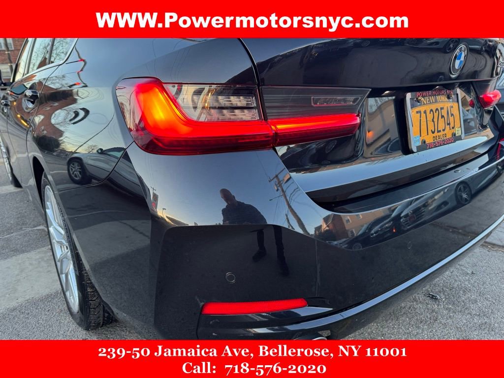 Used 2024 BMW 330i Sedan w/ Convenience Package RWD image 13